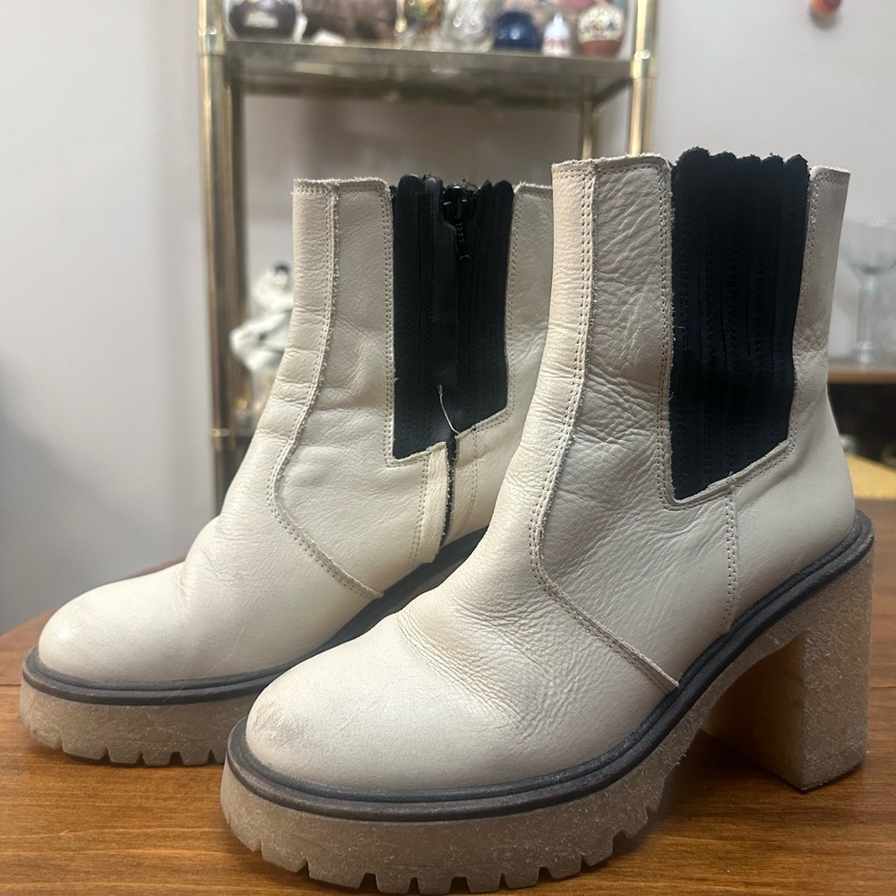 Free People James Chelsyea Boot Size 36